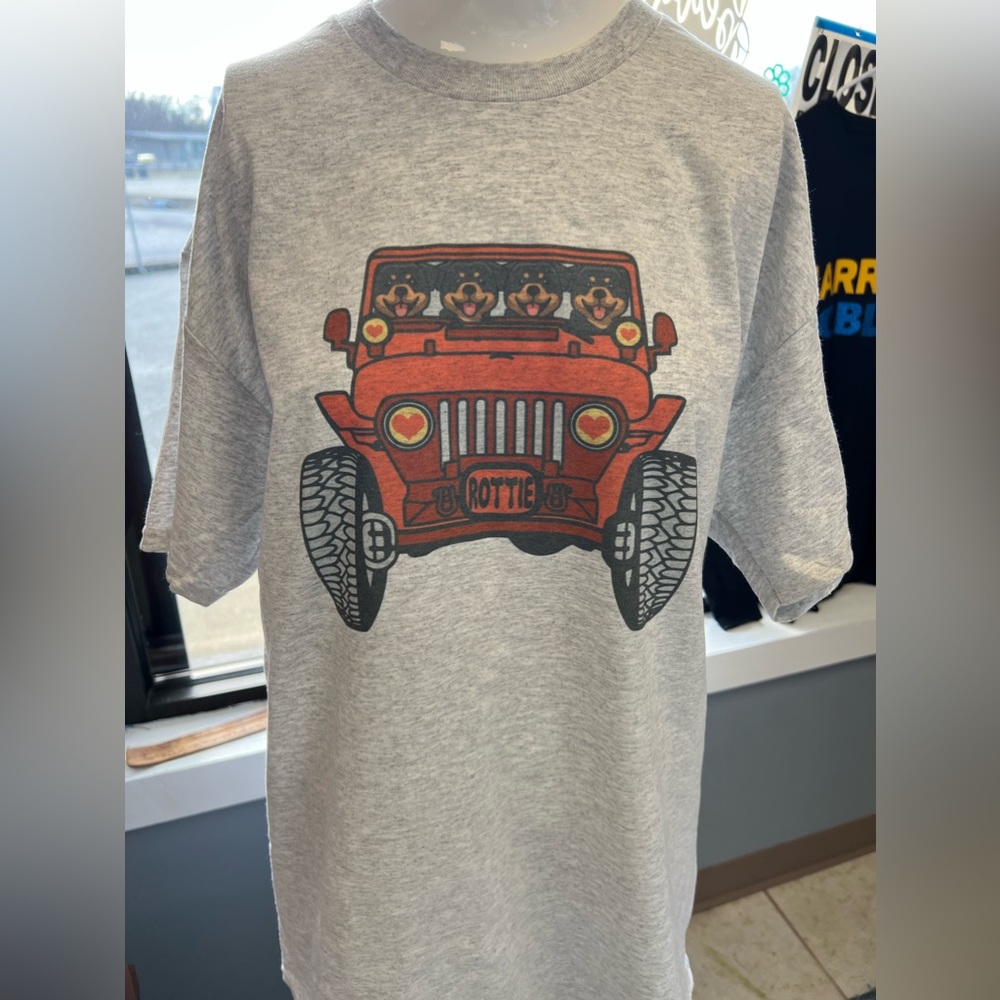 Brand new unisex T-shirt Jeep Rottweiler